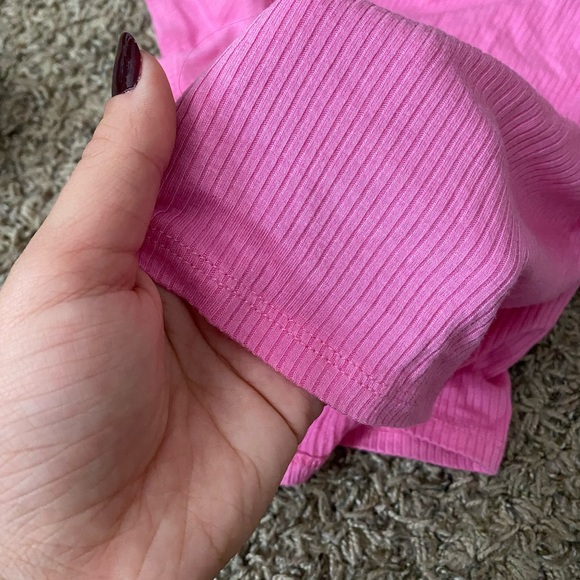 Two Cute Crop Tops Gray And Pink For Women Size Small - Picture 3 of 3